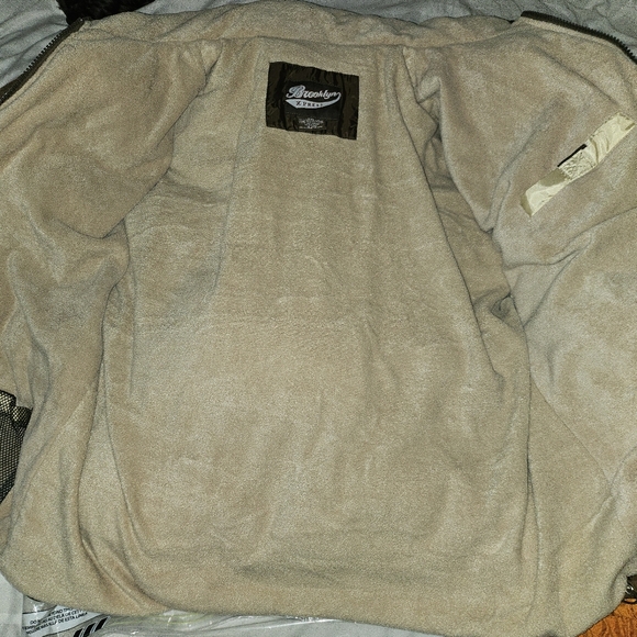 Coat - Picture 2 of 8